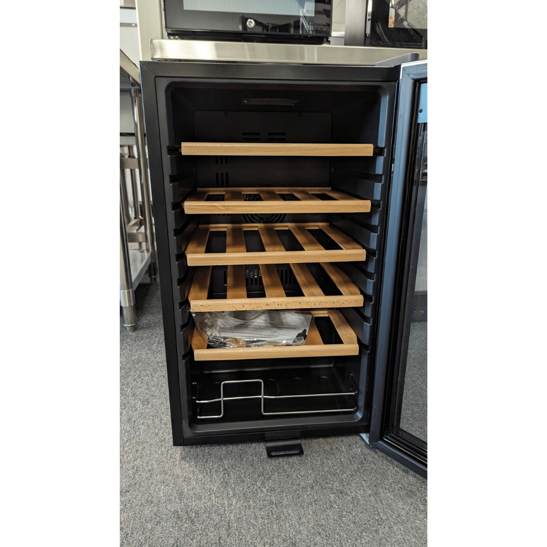 Thermaster WB-24H Underbench 65L Wine Cooler