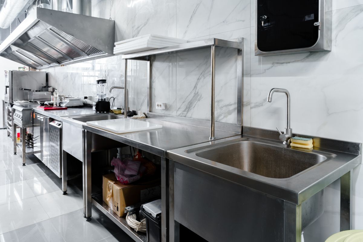 commercial kitchen equipment